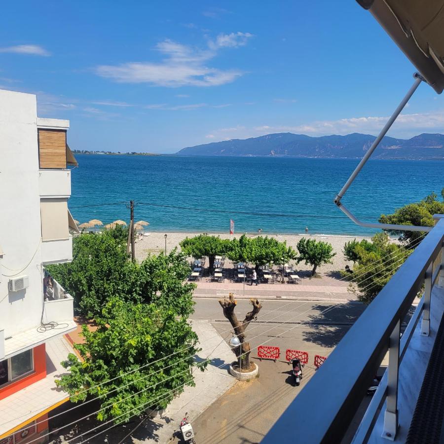 Soficos Sea View Apartment Nafpaktos Extérieur photo